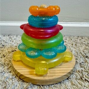Greensprout Teething Tower